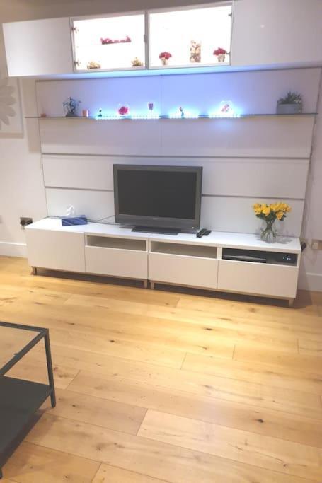 Modern, Centre 1 Bed, Ground Floor * Édimbourg
