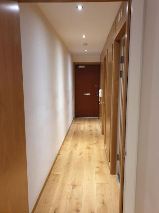 Modern, Centre 1 Bed, Ground Floor Appartement *
