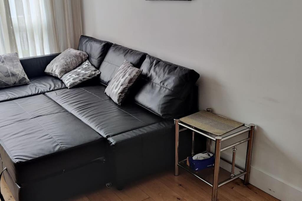 Appartement Modern, Centre 1 Bed, Ground Floor *